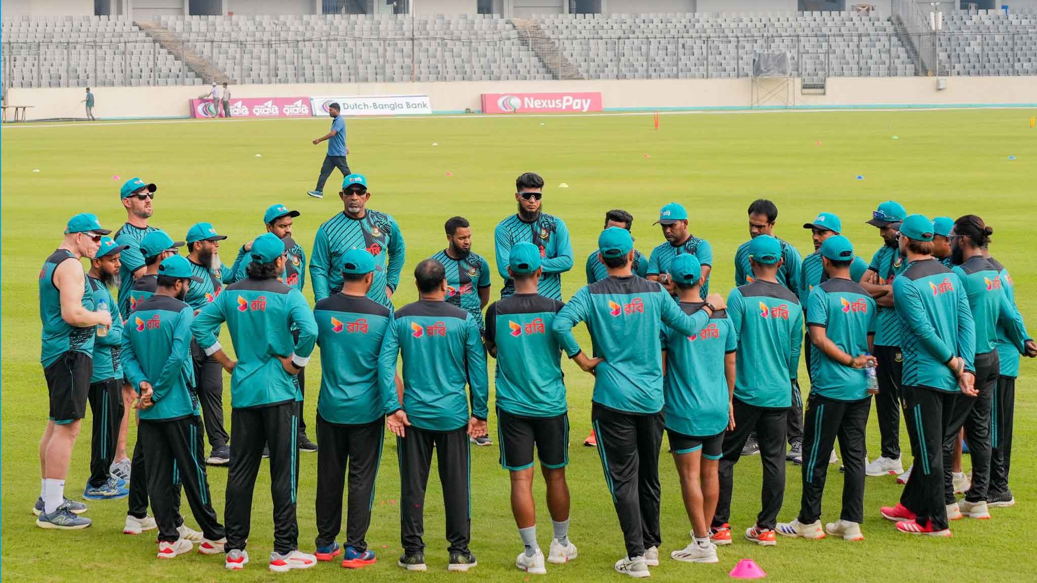 বাংলাদেশ জাতীয় দলে প্রাকটিস