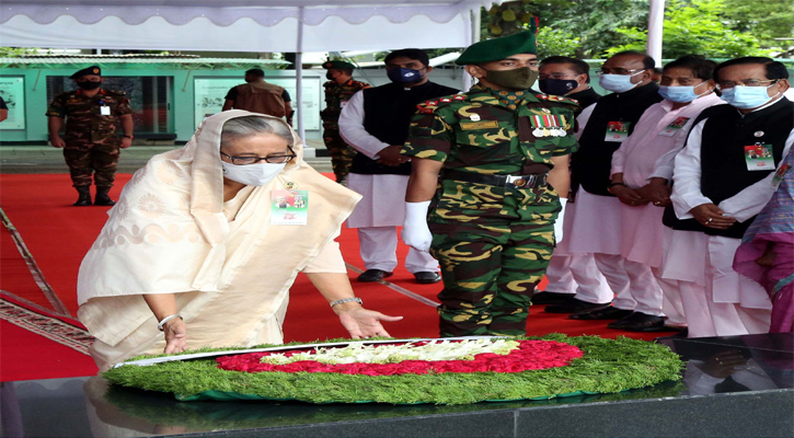 প্রধানমন্ত্রী শেখ হাসিনা ধানমন্ডি ৩২ নম্বরে বাংলাদেশ আওয়ামী লীগের ৭৩তম প্রতিষ্ঠাবার্ষিকী উপলক্ষ্যে জাতির পিতা বঙ্গবন্ধু শেখ মুজিবুর রহমানের প্রতিকৃতিতে পুস্পস্তবক অর্পণ করেন।