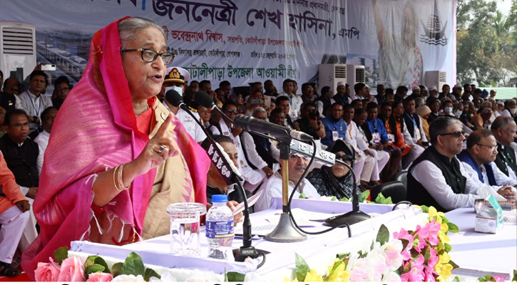 প্রধানমন্ত্রী ও বাংলাদেশ আওয়ামী লীগ সভাপতি শেখ হাসিনা গোপালগঞ্জের কোটালীপাড়া উপজেলায় তালিমপুর তেলিহাটি উচ্চ বিদ্যালয় মাঠে জনসভায় ভাষণ দেন।