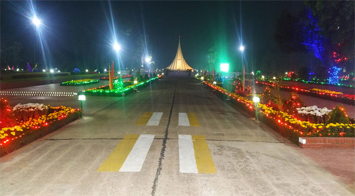 বাঙালির গৌরবান্বিত বিজয় বর্ণিল সাজে সজ্জিত