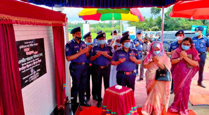 সোশ্যাল মিডিয়া ব্যবহৃত হচ্ছে মিথ্যা ঘটনা ও গুজব সৃষ্টির জন্য