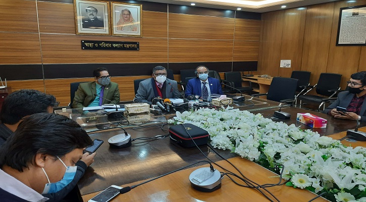 ভারতের অক্সফোর্ডের অ্যাস্ট্রেজেনেকা ভ্যাকসিন পরীক্ষিত: স্বাস্থ্যমন্ত্রী