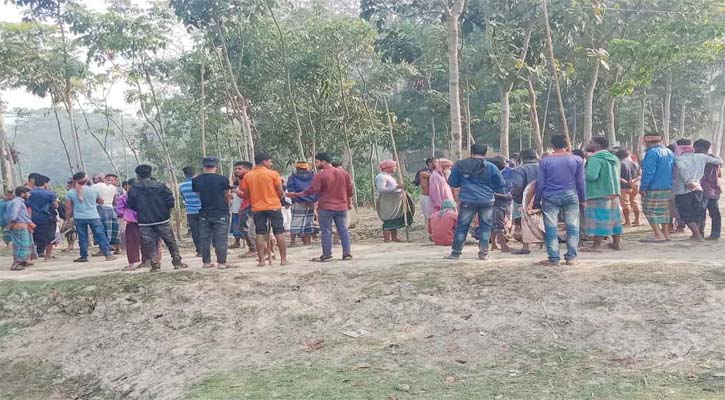 সালথায় জমি দখল নিয়ে সংঘর্ষ, আহত ৩০ 