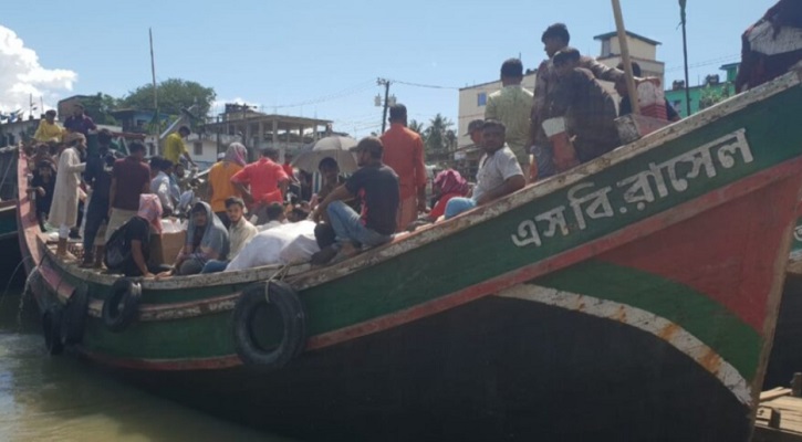 ফিরতে শুরু করেছে সেন্টমার্টিনে আটকা পড়া পর্যটকরা