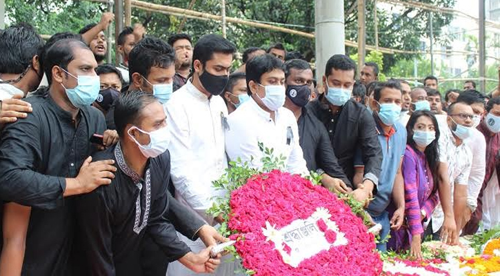 বঙ্গমাতার ৯১ তম জন্মদিনে ছাত্রলীগের শ্রদ্ধা নিবেদন