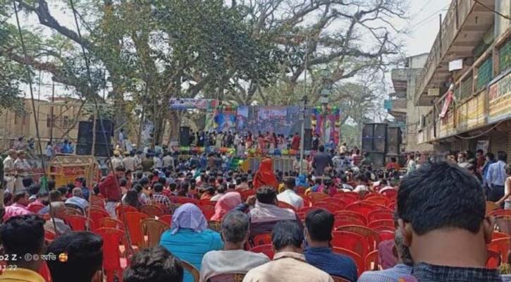 করোনাবিধি মেনেই দুই বাংলার ভাষা প্রেমীদের মিলন মেলা 