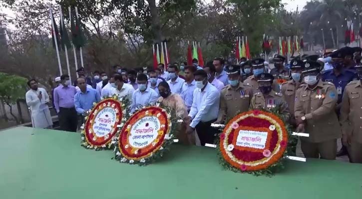 গোপালগঞ্জে স্বাধীনতা দিবসে শহীদের প্রতি শ্রদ্ধা