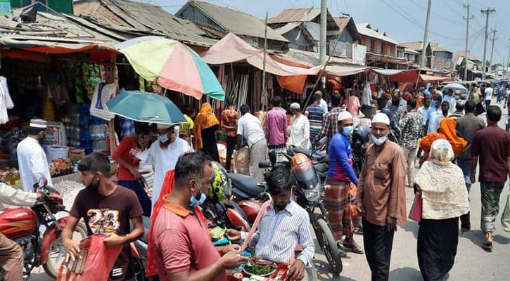 লকডাউনে সব স্বাভাবিক : বসেছে সাপ্তাহিক হাট 