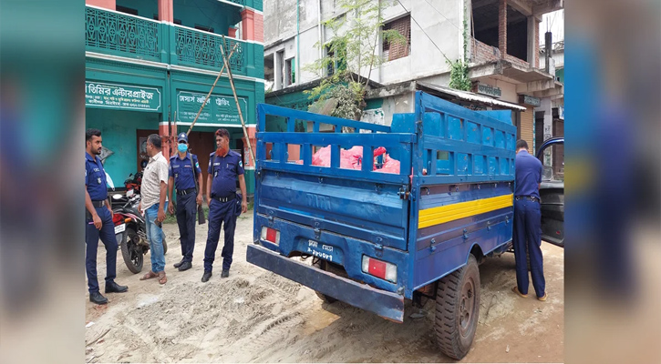 টিসিবির পরিত্যক্ত ৬০০ কেজি পেঁয়াজ জব্দ