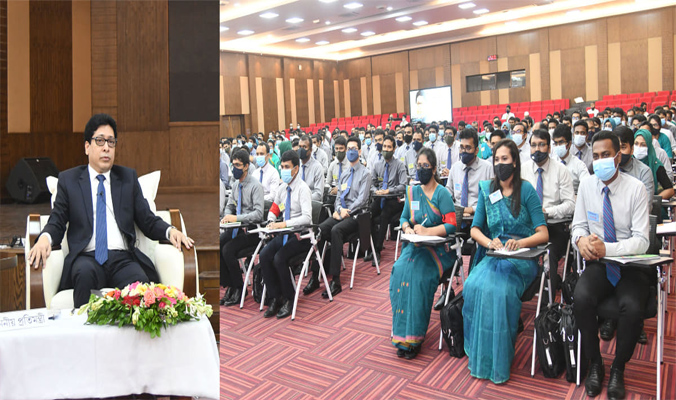 জনগণকে হাসিমুখে সেবা প্রদান করতে হবে: জনপ্রশাসন প্রতিমন্ত্রী