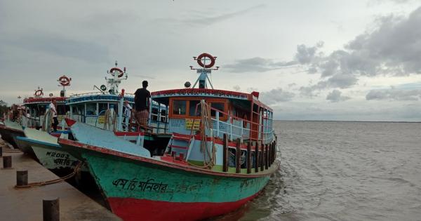 এবার কাঁঠালবাড়ী-শিমুলিয়া রুটে লঞ্চ চলাচলও বন্ধ