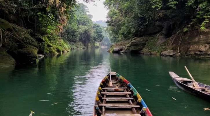 পর্যটকদের কাছে জনপ্রিয় ছয়টি স্থান