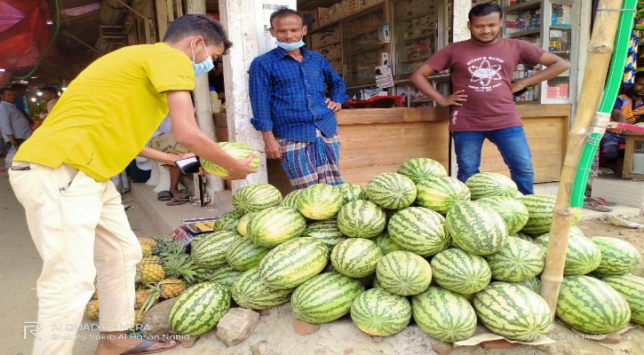 আধা মণ পেঁয়াজে এক তরমুজ