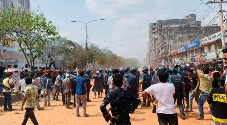 ছাত্রদের বিকেলের মধ্যেই দ্রত হল ছাড়ার নির্দেশ