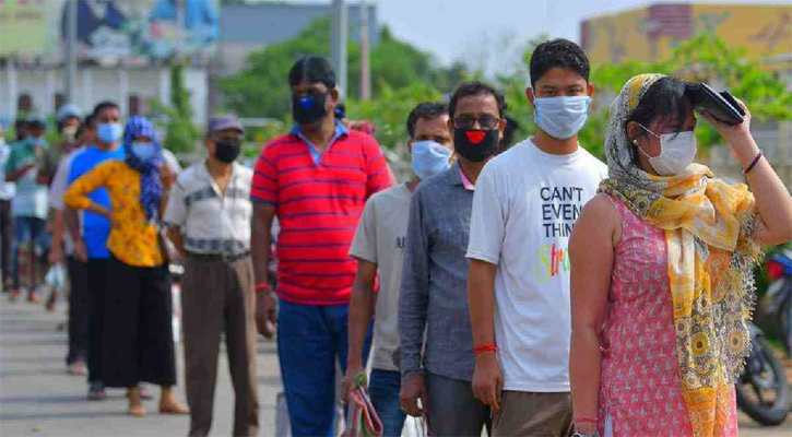 একদিনে ভারতে করোনায় আক্রান্ত ৯০,৯২৮, মৃত্যু ৩২৫ জনের