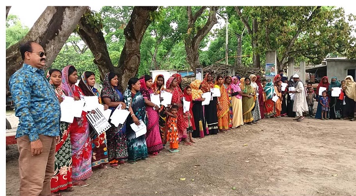 কলারোয়ায় নদী খননে ৪শ পরিবার বাসস্থান হারিয়ে মানবেতর জীবন যাপন