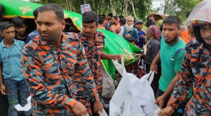 বাস-অটোরিকশা-মোটরসাইকেল ত্রিমুখী সংঘর্ষে নিহত ৭