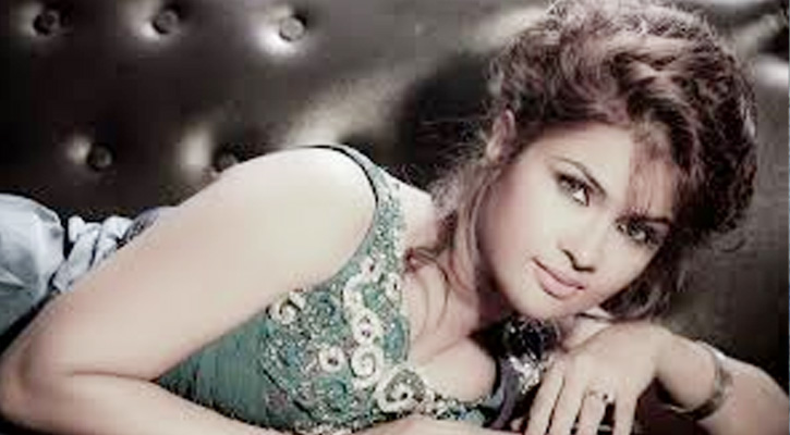 রুপালি পর্দায় ছন্দপতন