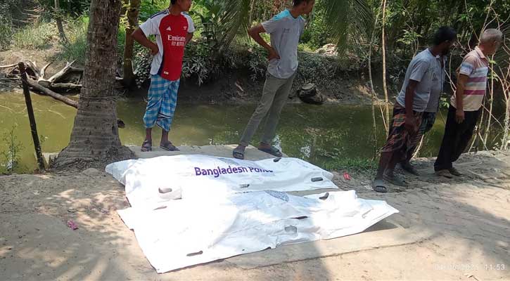 একই রশিতে ঝুলে মা ও ছেলের রহস্যজনক মৃত্যু