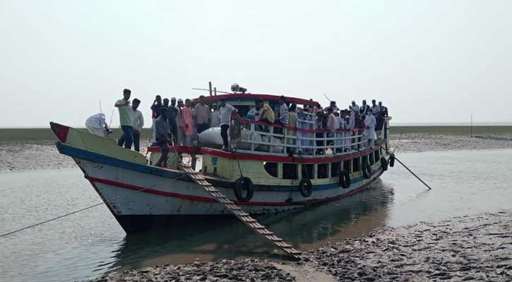 মনপুরায় নৌবাহিনী ও পুলিশের যৌথ অভিযান অব্যাহত