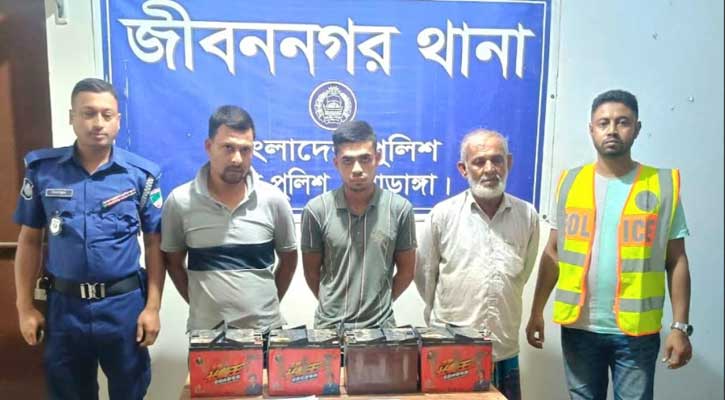 জীবননগরে পাখিভ্যান ছিনতাই: মূল আসামিসহ আটক ৩, উদ্ধার নগদ টাকা ও যন্ত্রাংশ