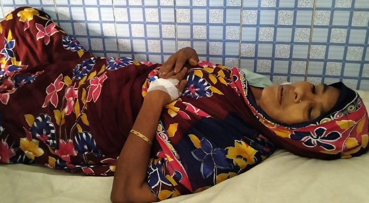 বাউফলে বিধবা নারীকে শ্লীলতাহানি ও মারধরের অভিযোগ