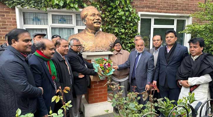 প্রবাসী কল্যাণ ও বৈদেশিক কর্মসংস্থান  প্রতিমন্ত্রীকে হিথরো বিমানবন্দরে ফুলেল শুভেচ্ছা