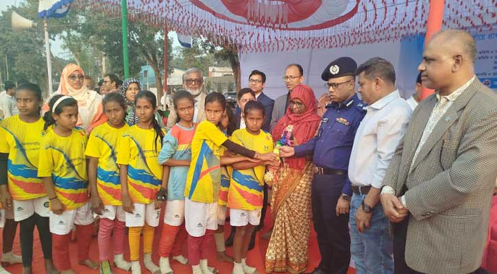বিভাগীয় পর্যায়ে সেরা খেলোয়াড়  কেন্দুয়ার কলি