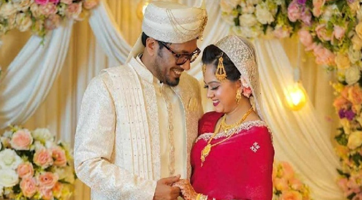 বিয়ে করলেন অভিনয়শিল্পী জামিল হোসেন ও মুনমুন আহমেদ