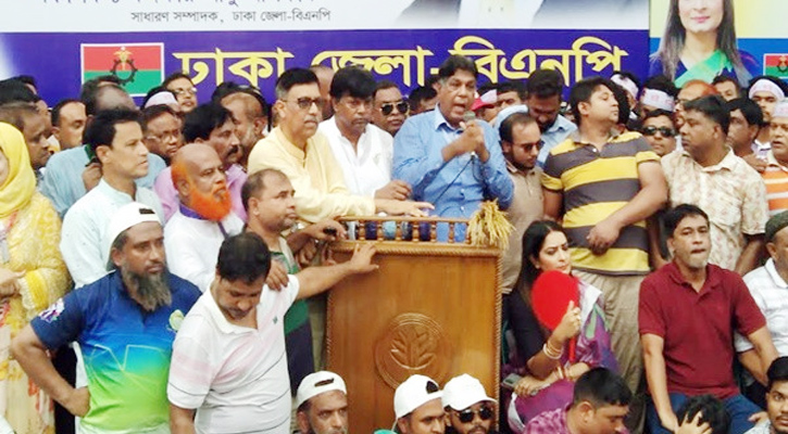 সরকার বিচার বিভাগের স্বাধীনতা হরণ করেছে: নিপুন রায়