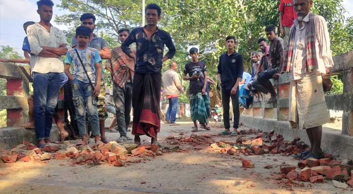 মুকসুদপুরে নৌকা ও ঈগল প্রতীকের সমর্থকদের মধ্যে সংঘর্ষ, ২০জন আহত