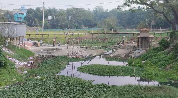 বাইপাস সড়ক না রেখেই ব্রিজ নির্মান, ৪২ শতাংশ হতেই মেয়াদ শেষ