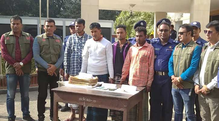 কালাইয়ে তিনদিনের মাথায় বৃদ্ধের ভাগিনাসহ ৪ জন গ্রেফতার