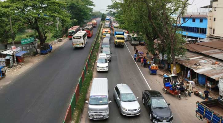 ঢাকা-চট্টগ্রাম মহাসড়কে যানবাহনের ধীরগতি