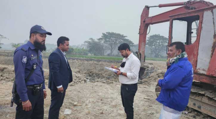 ফসলি জমির মাটি কাটায় ৫০ হাজার টাকা জরিমানা