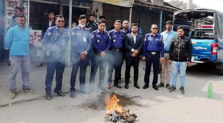 লালপুরে মেয়াদউত্তীর্ণ ঔষধ রাখায় দোকানিকে জরিমানা