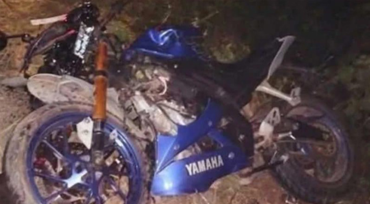 সোনারগাঁয়ে লরির ধাক্কায় দুই মোটরসাইকেল আরোহী নিহত