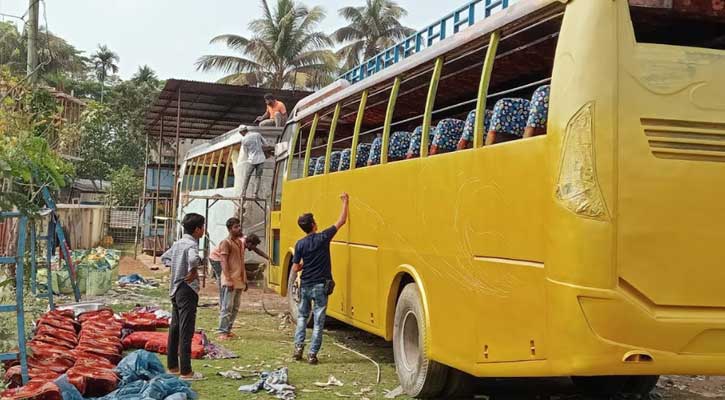 ঈদে ‍‍`ফিট‍‍` তকমা লাগিয়ে নামছে আনফিট বাস