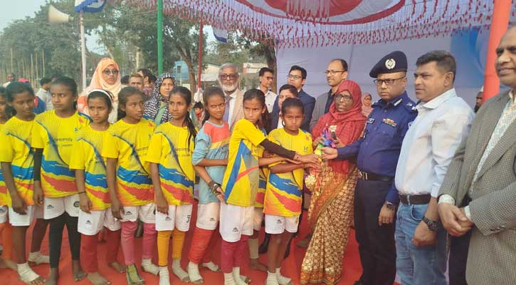 বিভাগীয় পর্যায়ে প্রাথমিক বিদ্যালয় গোল্ডকাপ ফুটবল টুর্নামেন্ট