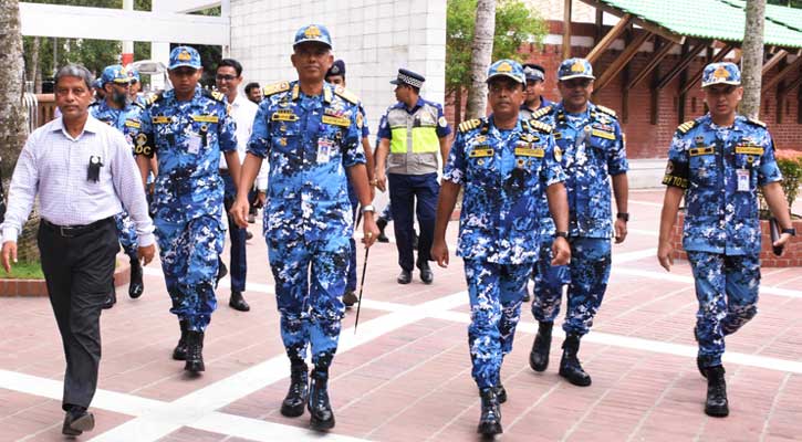 শান্তি-শৃঙ্খলা রক্ষায় উপকূলীয় এলাকায় মোতায়েন হলো বাংলাদেশ কোস্টগার্ড