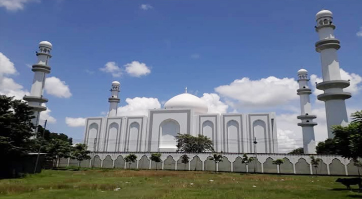 ফরিদপুরের আটরশি ও চন্দ্রপাড়া পাক দরবার শরিফে বৃহত্তম ঈদুল ফিতরের জামাত অনুষ্ঠিত হবে