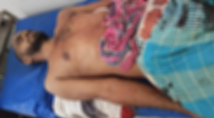 নড়াইলে এক ব্যক্তিকে কুপিয়ে খুন