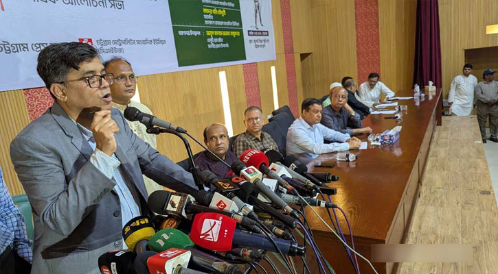 “আমরা কারও মুখ বন্ধ করছি না, চাকরিও খাচ্ছি না”— প্রেস সচিব