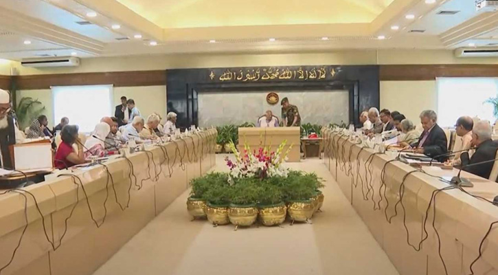 সন্ধ্যায় উপদেষ্টা পরিষদের জরুরি বৈঠক