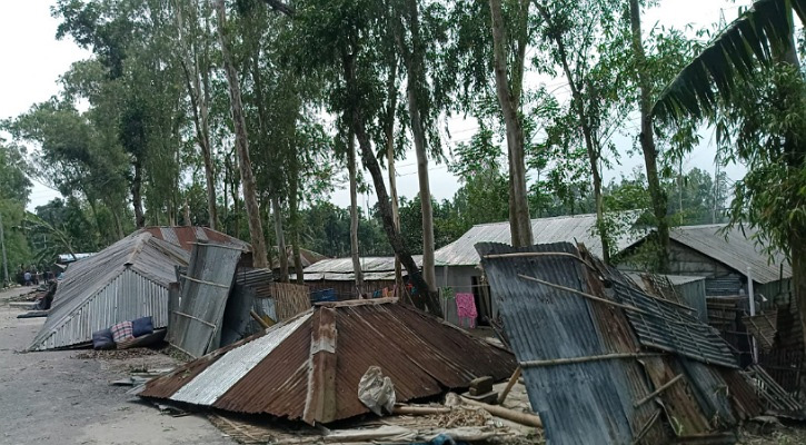 হঠাৎ কালবৈশাখী ঝড়ে লণ্ডভণ্ড রংপুর