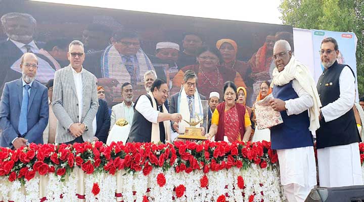 গৃহায়ন ও গণপূর্ত মন্ত্রীর কঠোর হুঁশিয়ারি