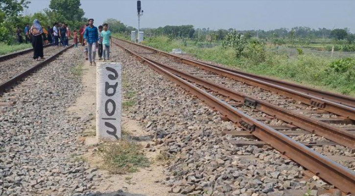 কুষ্টিয়ার মিরপুরে ট্রেনে কাটা পড়ে ব্যবসায়ীর মৃত্যু