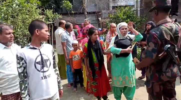 ভূরুঙ্গামারীতে ১৪ রোহিঙ্গা আটক, বিজিবির কাছে হস্তান্তর