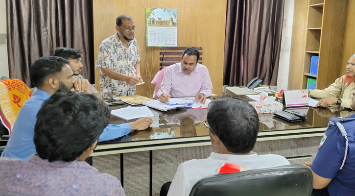 মোরেলগঞ্জ পৌরসভায় নিরবচ্ছিন্ন সেবা দিচ্ছেন প্রশাসক হাবিবউল্লাহ, বেড়েছে নাগরিক সেবার মান