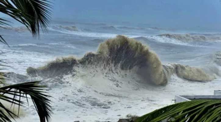 বঙ্গোপসাগরে ঘনীভূত হয়েছে গভীর নিম্নচাপ